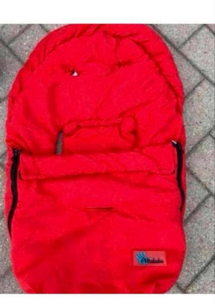 Voetenzak Altabebe rood, Ophalen of Verzenden, Zo goed als nieuw