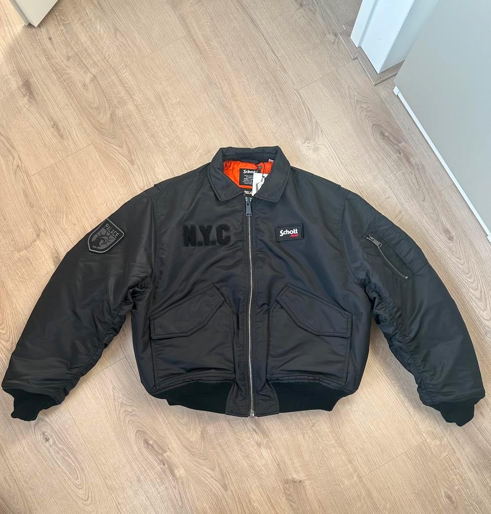 ≥ Palace/Schott CWU 90's fit bomber L — Jassen | Zomer — Marktplaats