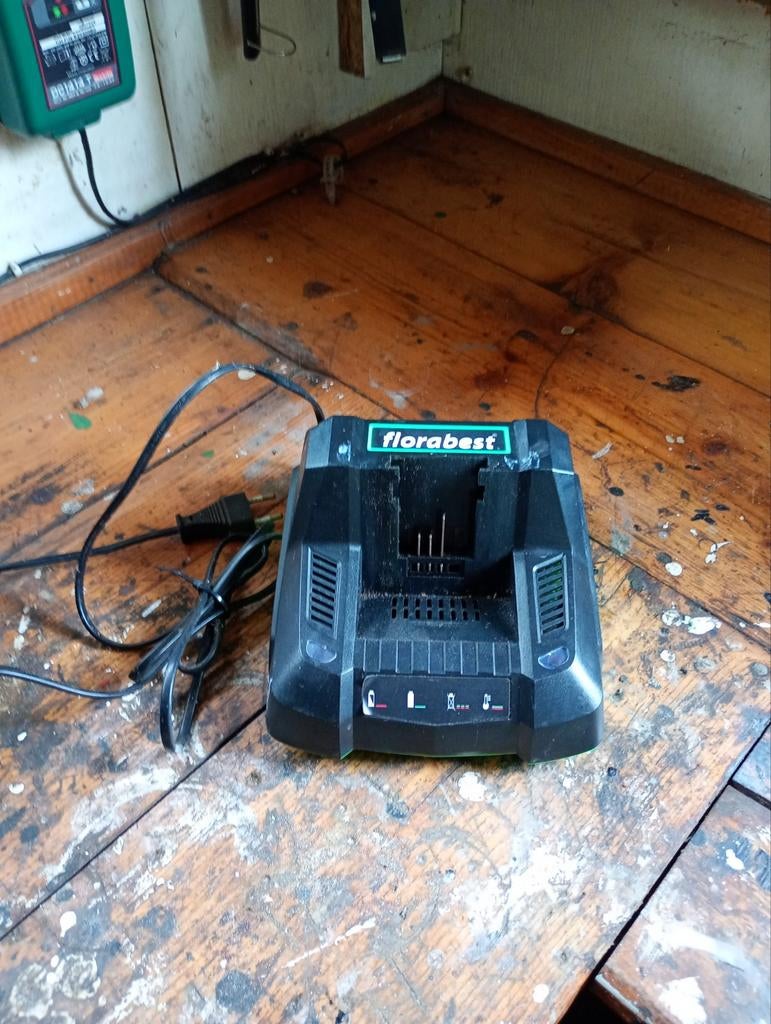 Florabest oplader, Ophalen