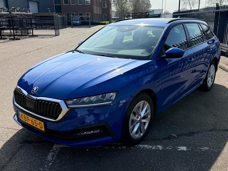 Skoda Octavia 1.4 TSI iV 245pk Phev DSG 2022 Blauw, Auto's, Skoda, Particulier, Octavia, ABS, Airbags, Android Auto, Apple Carplay