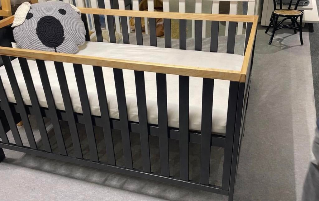 Meegroei Ledikant met Matras van Asten, Ophalen of Verzenden, Gebruikt, Ledikant