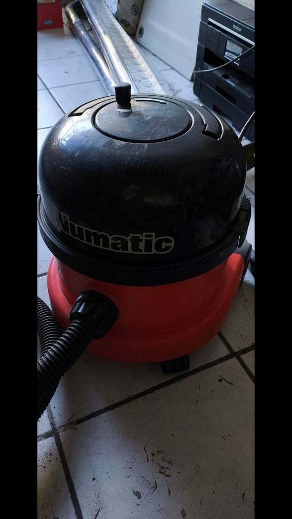 Numatic Professionele Stofzuiger met Slang - 2 Snelheden, Stofzak, Gebruikt, Stofzuiger, Ophalen of Verzenden