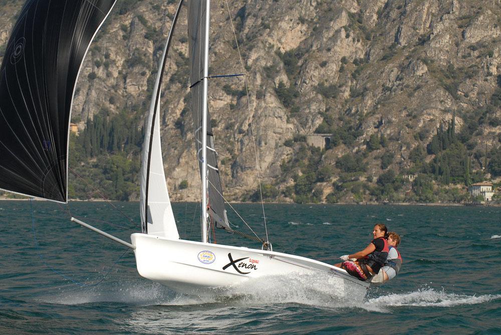 Gezocht: Snelle zeilboot (Xenon, RS500, Laser2000) te huur, Ophalen