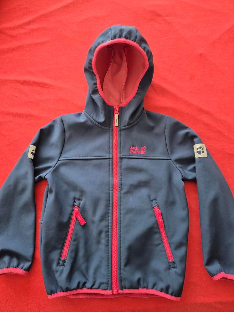 Jack wolfskin softshell jas 116, Kinderen en Baby's, Kinderkleding | Maat 116, Ophalen of Verzenden