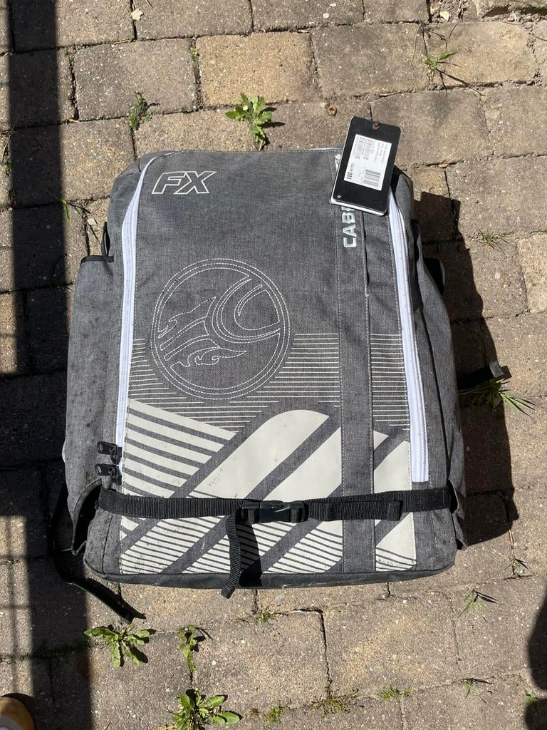 Cabrinha FX 10mtr incl. bar 2020. Nagenoeg nieuw, Watersport en Boten, Kitesurfen, Geen board, Ophalen of Verzenden, Zo goed als nieuw