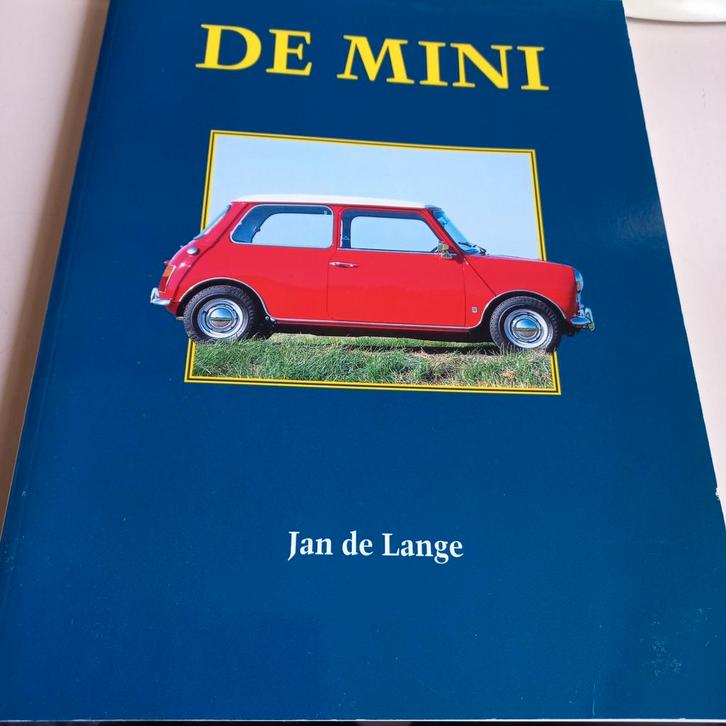 Boekje de Mini, Boeken, Auto's | Boeken, Gelezen, Overige merken, Ophalen of Verzenden