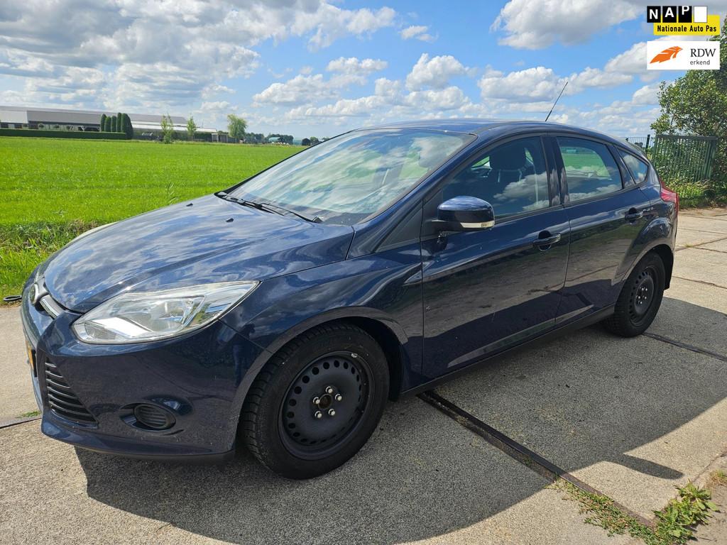 Ford Focus 1.0 EcoBoost Edition/ bj 2014/ motor defect, Auto's, Ford, Euro 5, 101 pk, Gebruikt, Bedrijf