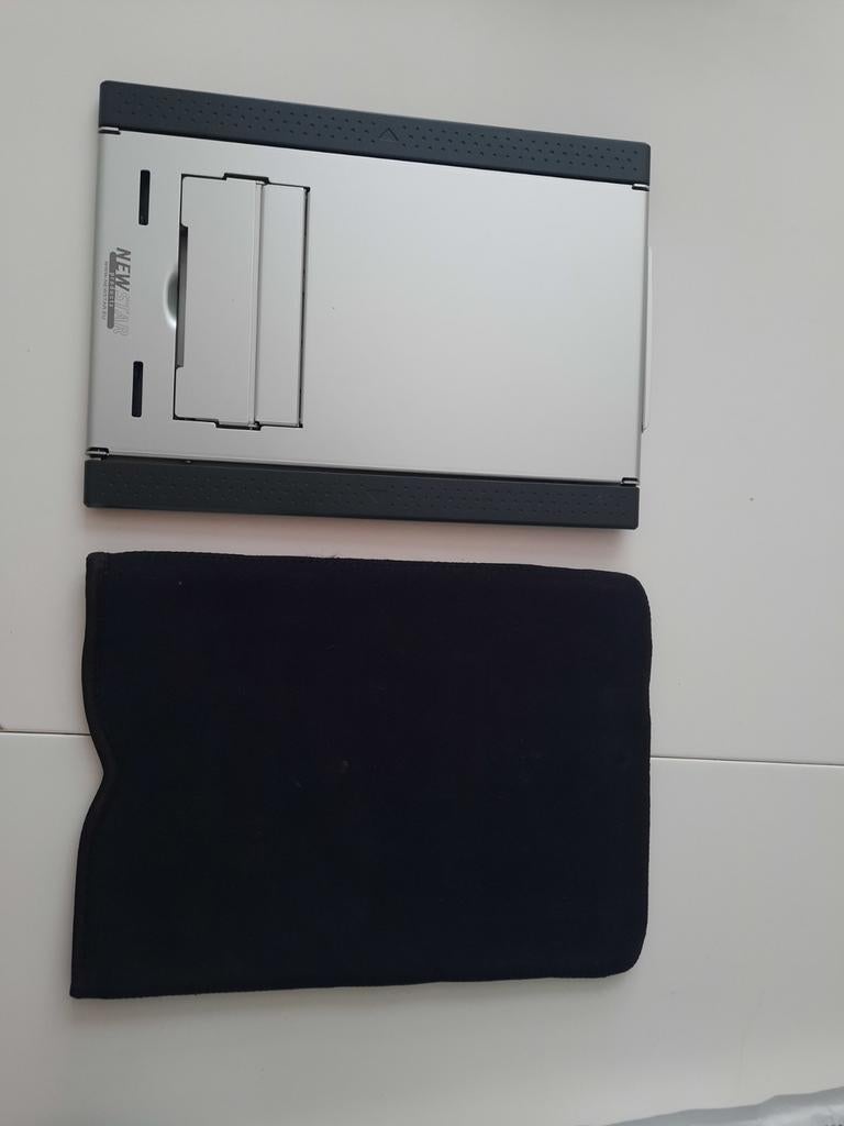 Laptop standaard New Star, Computers en Software, Ophalen, Zo goed als nieuw