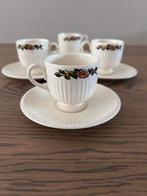 4 Wedgwood Briar Rose espressokopjes met schotels, Ophalen of Verzenden, Zo goed als nieuw, Wedgwood, Kop(pen) en/of Schotel(s)
