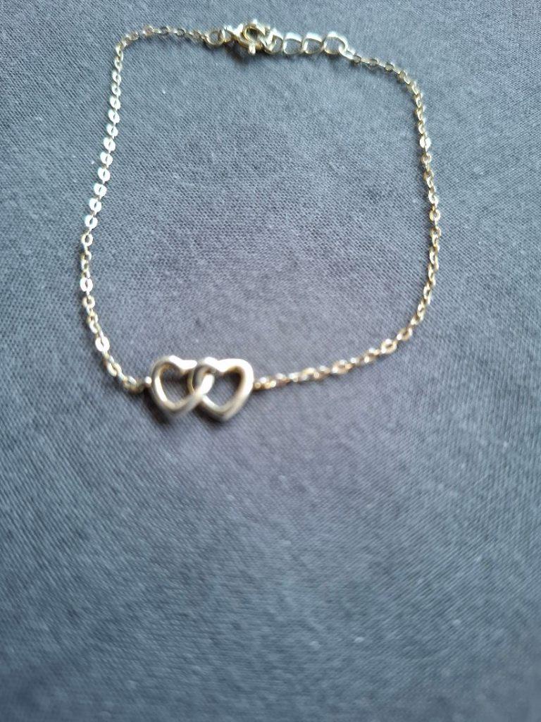 zilver armbandje met 2 hartjes., Ophalen of Verzenden, Zo goed als nieuw, Met bedels of kralen, Zilver
