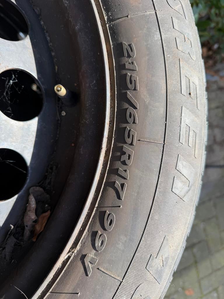 Vier All Season banden met velgen 215/65R17, Ophalen of Verzenden, Gebruikt