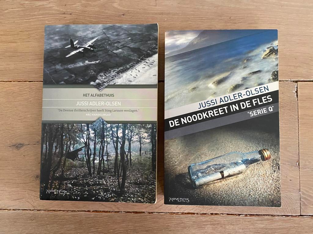 Jussi Adler-Olsen Het alfabethuis De noodkreet in de fles, Ophalen, Zo goed als nieuw