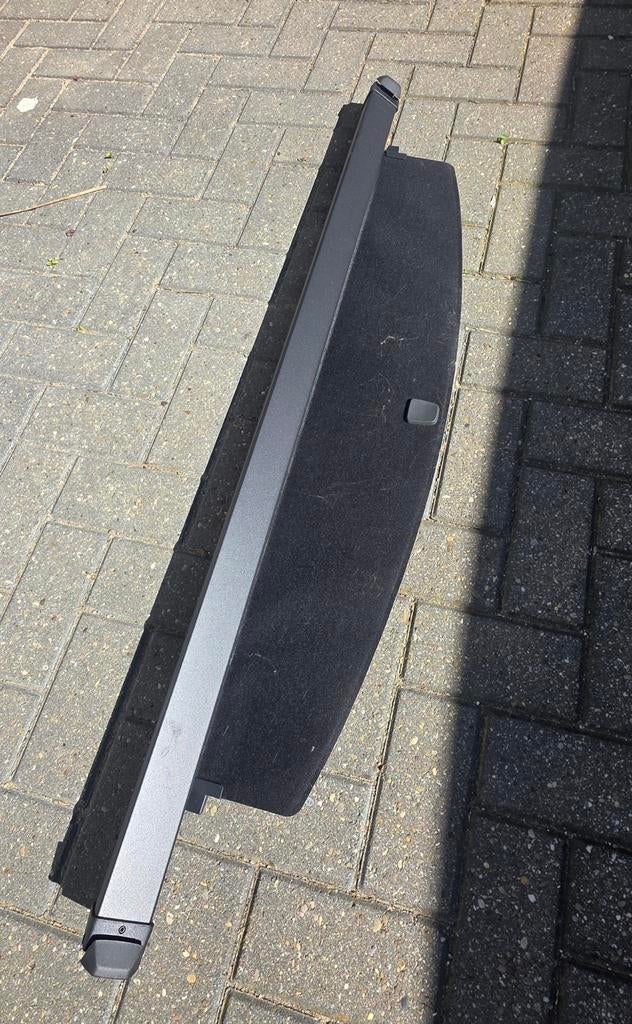 Rol hoedenplank Peugot 5008, Ophalen