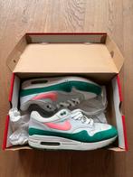 Nike Air Max 1 Watermelon, maat 43, Kleding | Heren, Schoenen, Ophalen of Verzenden, Zo goed als nieuw, Overige kleuren