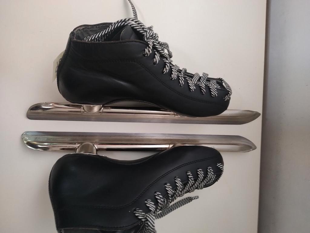 S549 Viking Mid Laag maat 36. geslepen., Sport en Fitness, Schaatsen, Viking, Gebruikt, Viking, Almere