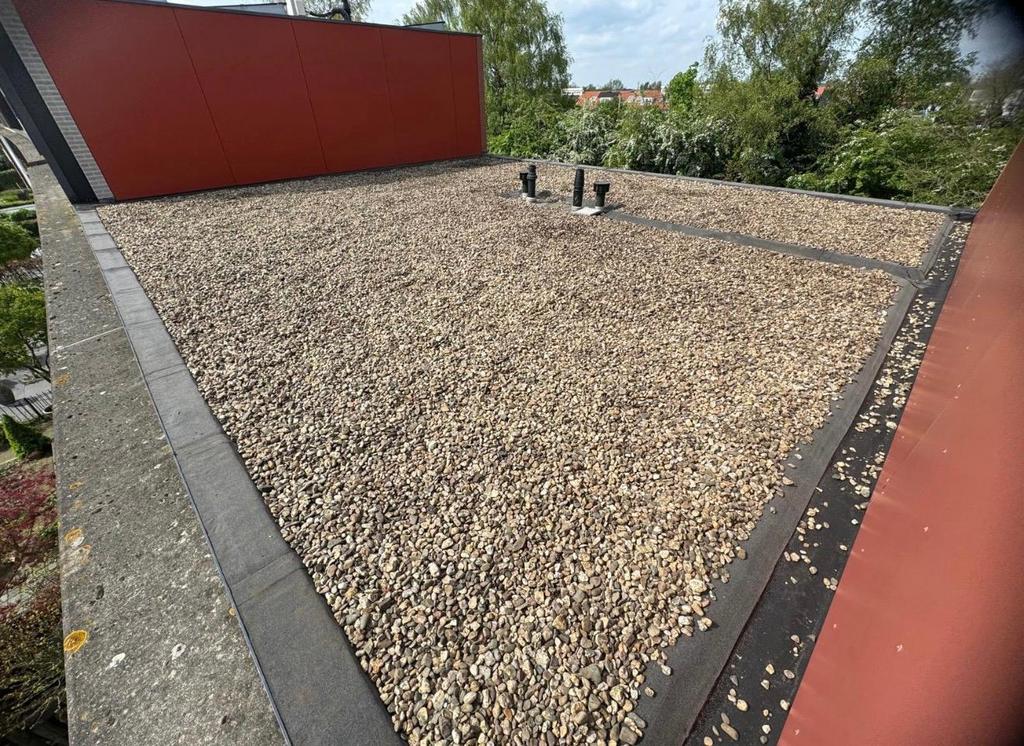 Daklekkage? Wij komen direct – WhatsApp nu!, Diensten en Vakmensen, Dakdekkers en Rietdekkers, 24-uursservice, Overige dakdekking