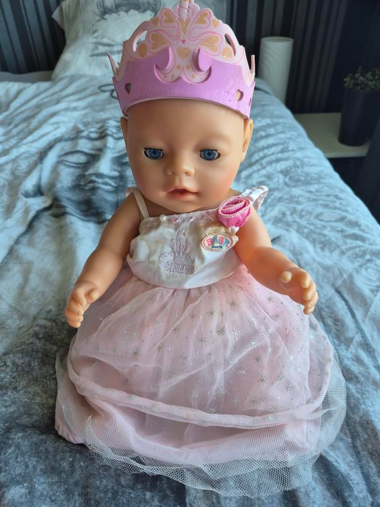 Baby Born pop met roze prinsessenjurk en kroon, Ophalen, Gebruikt, Babypop