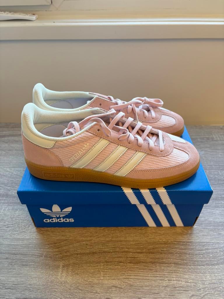 Adidas Handball Spezial Sandy Pink | EU 40, Nieuw, Ophalen of Verzenden, Roze, Sneakers of Gympen