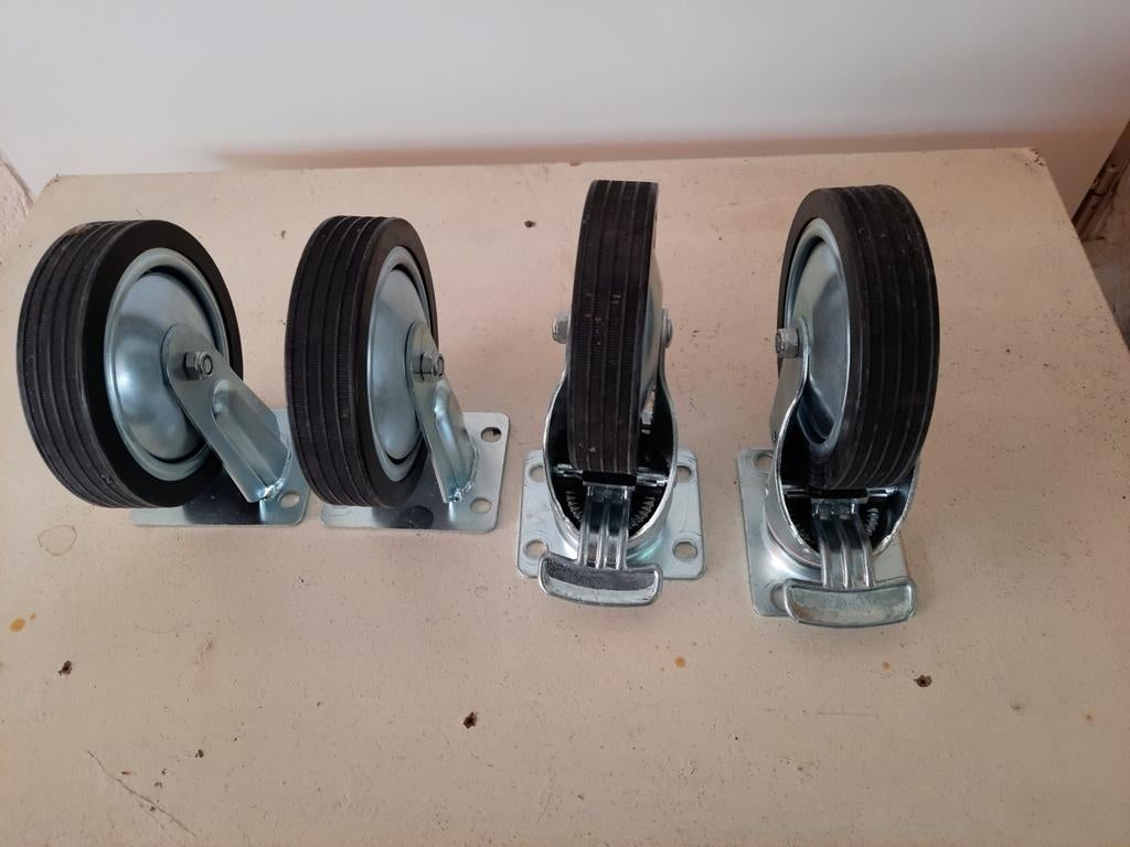 Set van 4 Industriële Wielen: 2 Zwenk, 2 Vast, Ophalen