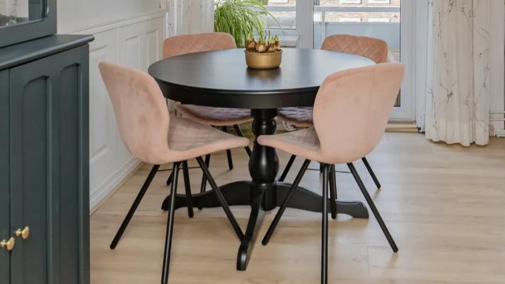 Ronde tafel Ingatorp, Huis en Inrichting, Tafels | Eettafels, Ophalen, Klassiek, Rond, Zo goed als nieuw