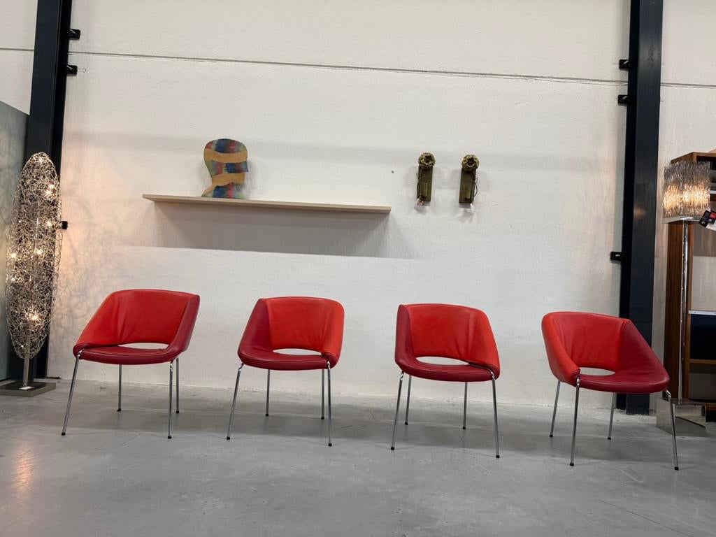 4 Leolux Mobius Eetkamerstoel Rood Senso leer Design stoel, Leer, Ophalen of Verzenden, Zo goed als nieuw, Vier