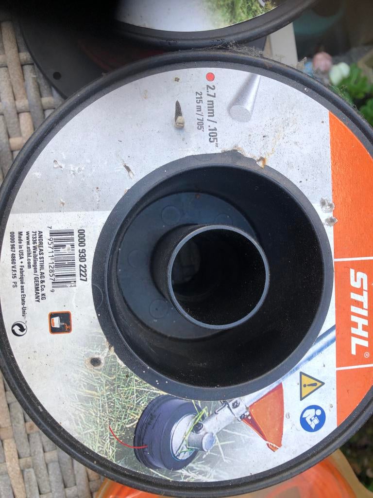 Klik. Draai. Maai. 💥 Heb je een STIHL FSA 70 R of FSA 110 R accubosmaaier in handen? Dan heb je geluk: deze modellen worden standaard geleverd met de nieuwe AutoCut C