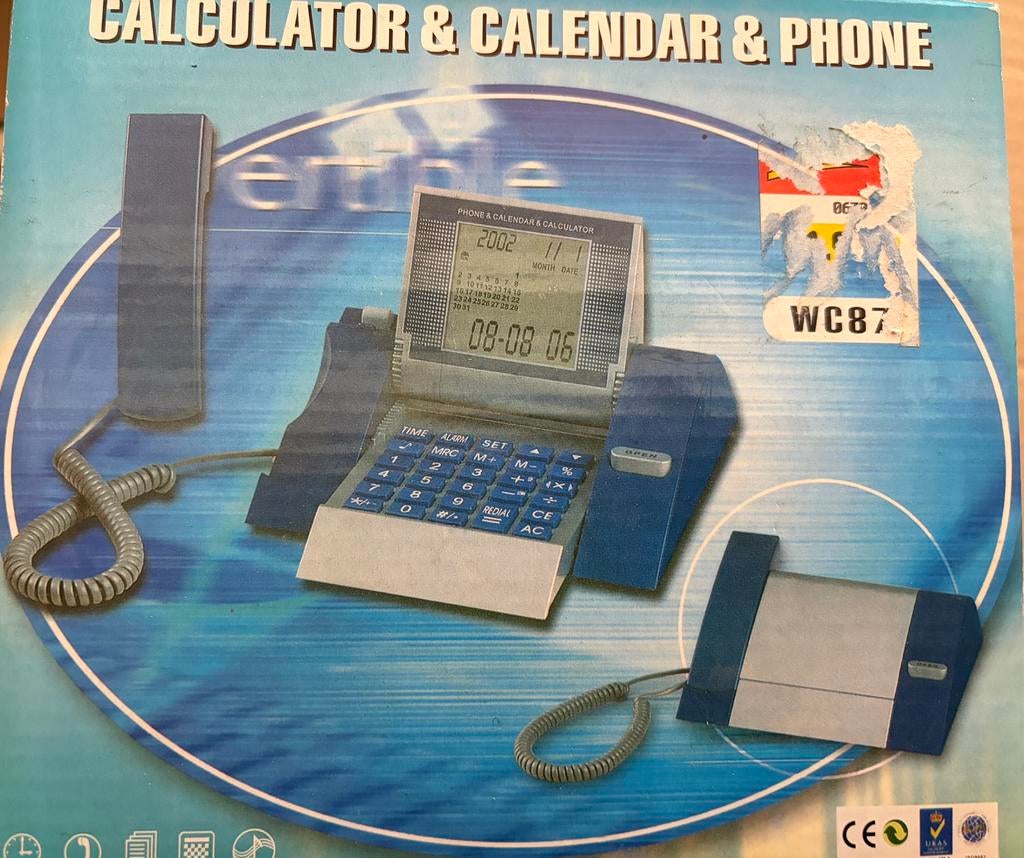Klok kalender calculator en telefoon, Ophalen of Verzenden, Nieuw, Wandklok