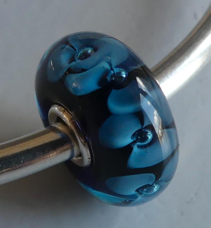 Trollbeads MIDDERNACHTSBLOEM, Sieraden, Tassen en Uiterlijk, Bedels, Zo goed als nieuw, Trollbeads, Zilver, 1 bedel, Verzenden