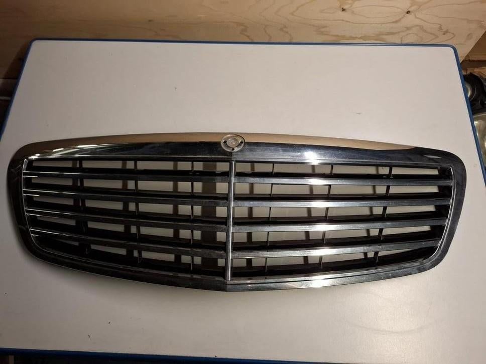 Grille Mercedes-Benz S-Klasse (W221), Gebruikt, Voor, Mercedes-Benz, Ophalen of Verzenden