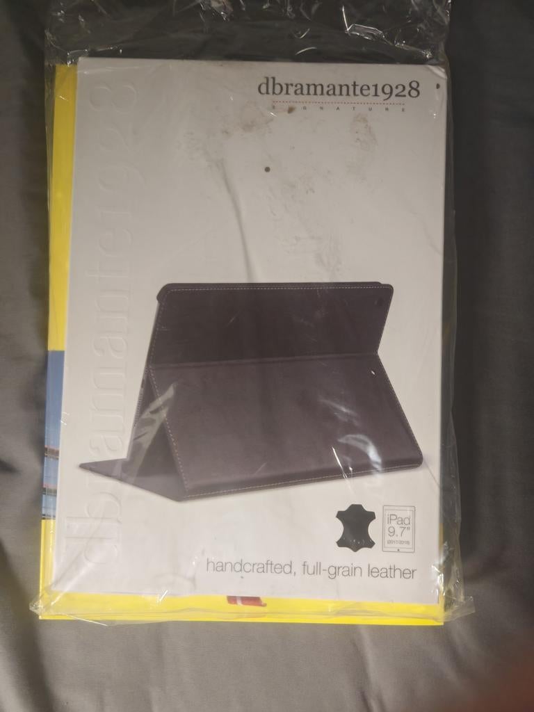 Dbramante1928 Leren iPad Hoes 9.7 inch - Handgemaakt, 9 inch, Dbramante1928, Nieuw, Ophalen of Verzenden
