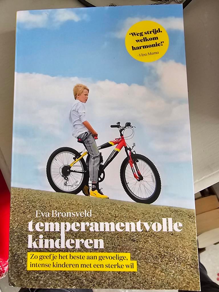 Temperamentvolle Kinderen - Eva Bronsveld, Ophalen of Verzenden, Gelezen, Opvoeding tot 6 jaar, Eva Bronsveld