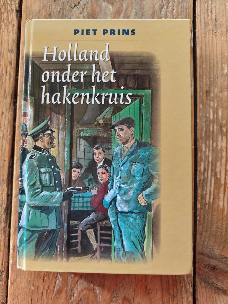 Holland onder het hakenkruis. Omnibus 4 in 1., Boeken, Ophalen of Verzenden