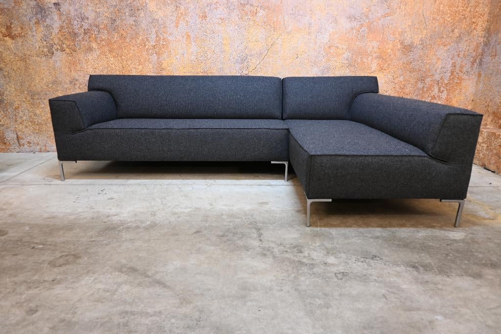 NIEUWbeklede Design on Stock Bloq hoekbank in Amdalstof