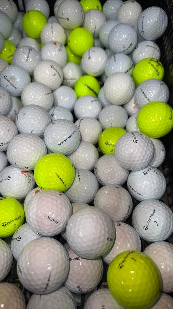 Taylormade tp5x golfballen AAAA Kwaliteit 50 stuks, Ophalen of Verzenden, Zo goed als nieuw, Bal(len)