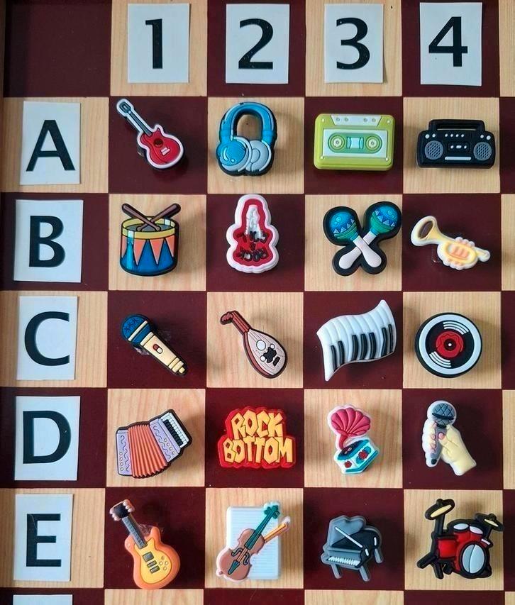 16 : Muziek & Instrumenten Schoenbedels Pins voor de Crocs, Verzamelen, Speldjes, Pins en Buttons, Zo goed als nieuw, Overige onderwerpen