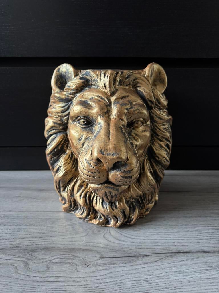 Leeuw vaas/bloempot (Goud), Huis en Inrichting, Woonaccessoires | Vazen, Ophalen, Overige kleuren, Aardewerk of Porselein, Zo goed als nieuw