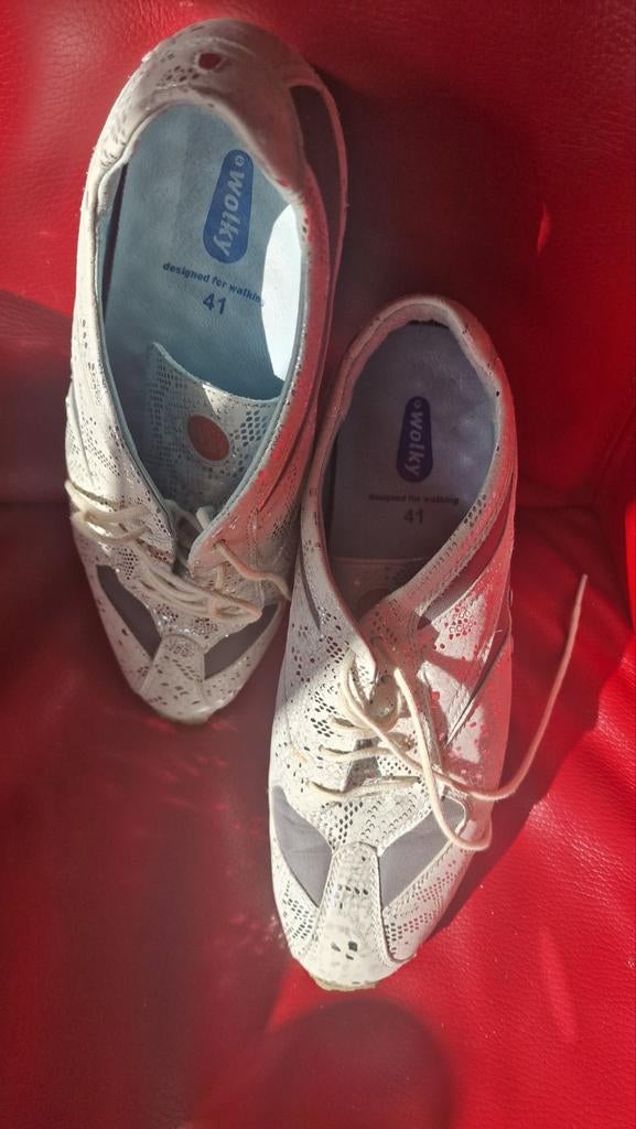 Wolky maat 41 prima schoenen mogen voor 10€weg, Kleding | Dames, Schoenen, Ophalen of Verzenden, Zo goed als nieuw, Sneakers of Gympen