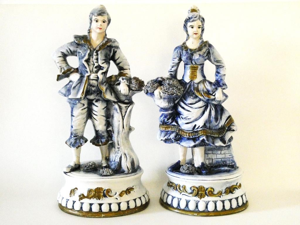 2 Grote beelden jongeman jongevrouw Bassano Italië Blauw wit, Antiek en Kunst, Ophalen of Verzenden