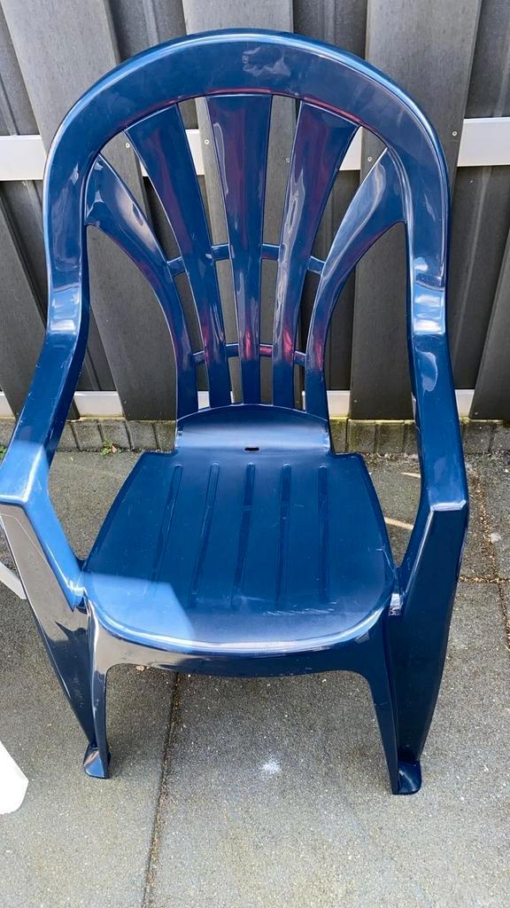 5 Blauwe kunststof tuinstoelen, Tuin en Terras, Tuinsets en Loungesets, Ophalen