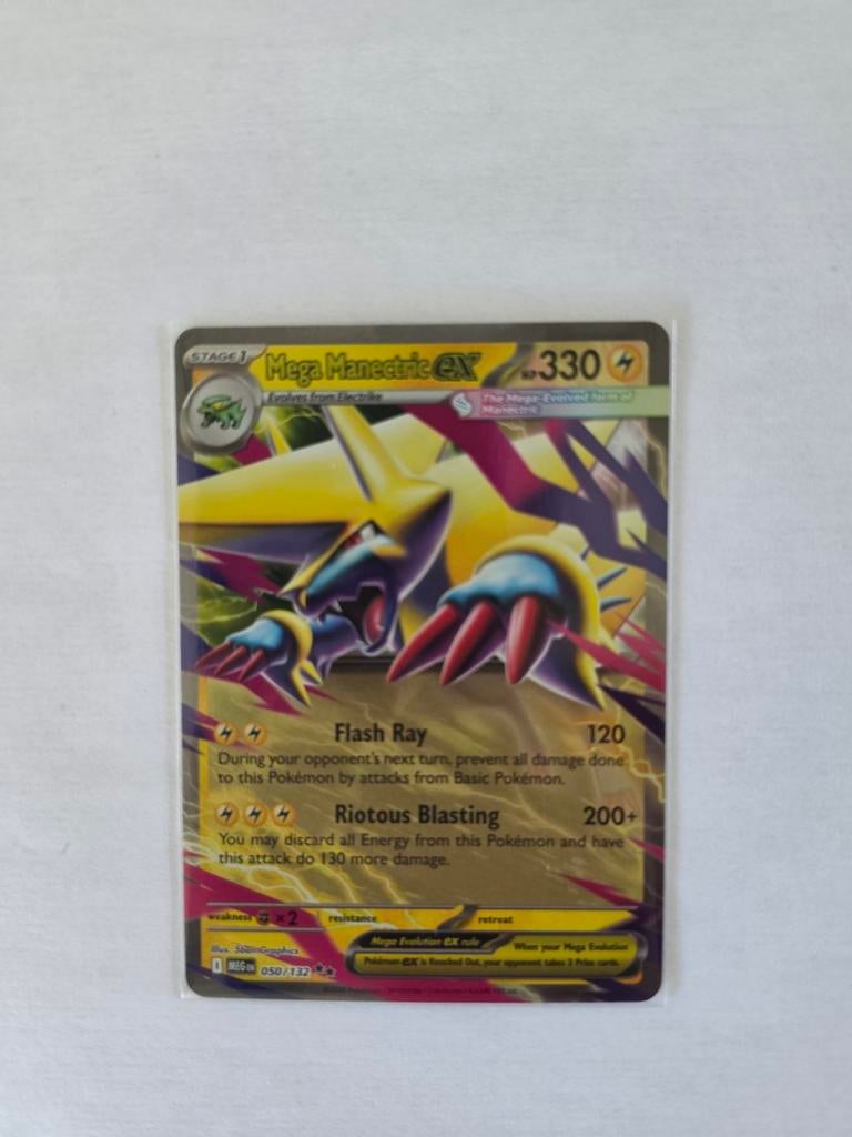Mega Manectric EX Pokémon Kaart - Zo Goed als Nieuw, Ophalen of Verzenden, Zo goed als nieuw, Losse kaart, Foil