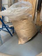 Grote zak zaagsel, Ophalen, Zo goed als nieuw, Verzorging