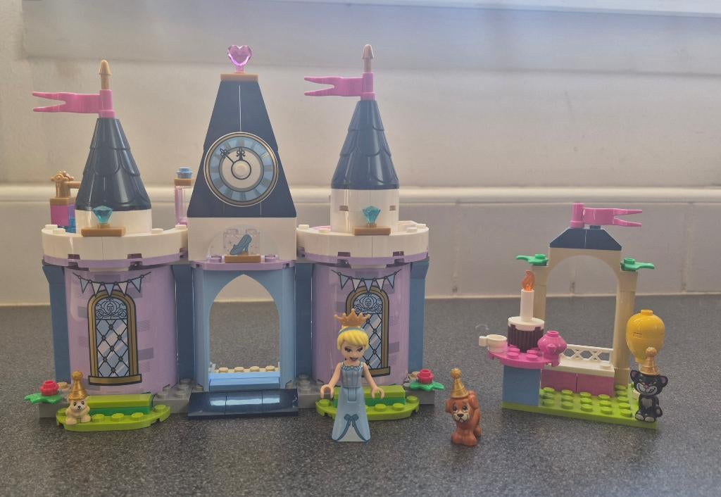 LEGO Disney Assepoester met Kasteel, Ophalen, Compleet, Lego, Zo goed als nieuw