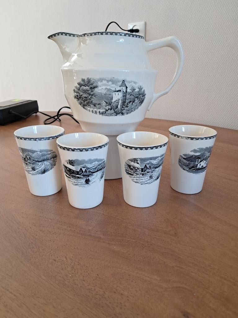 Antiek melkstel Société Céramique Maastricht Landschap, Ophalen of Verzenden