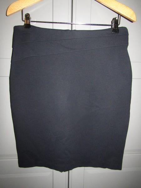 G795 Portlavande mt L rok jersey zwart, Kleding | Dames, Rokken, Portlavande, Zwart, Maat 42/44 (L), Ophalen of Verzenden