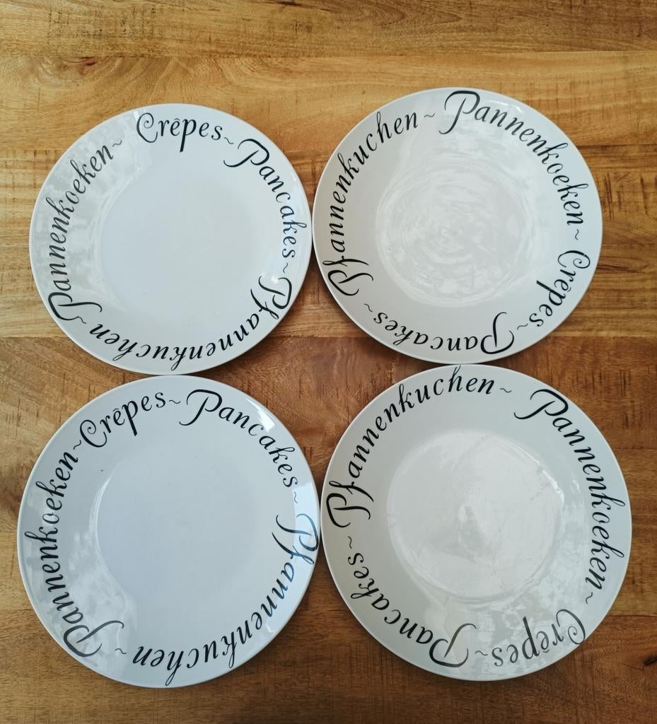 4 pannenkoekenborden, 32 cm, nog in nette staat, Ophalen