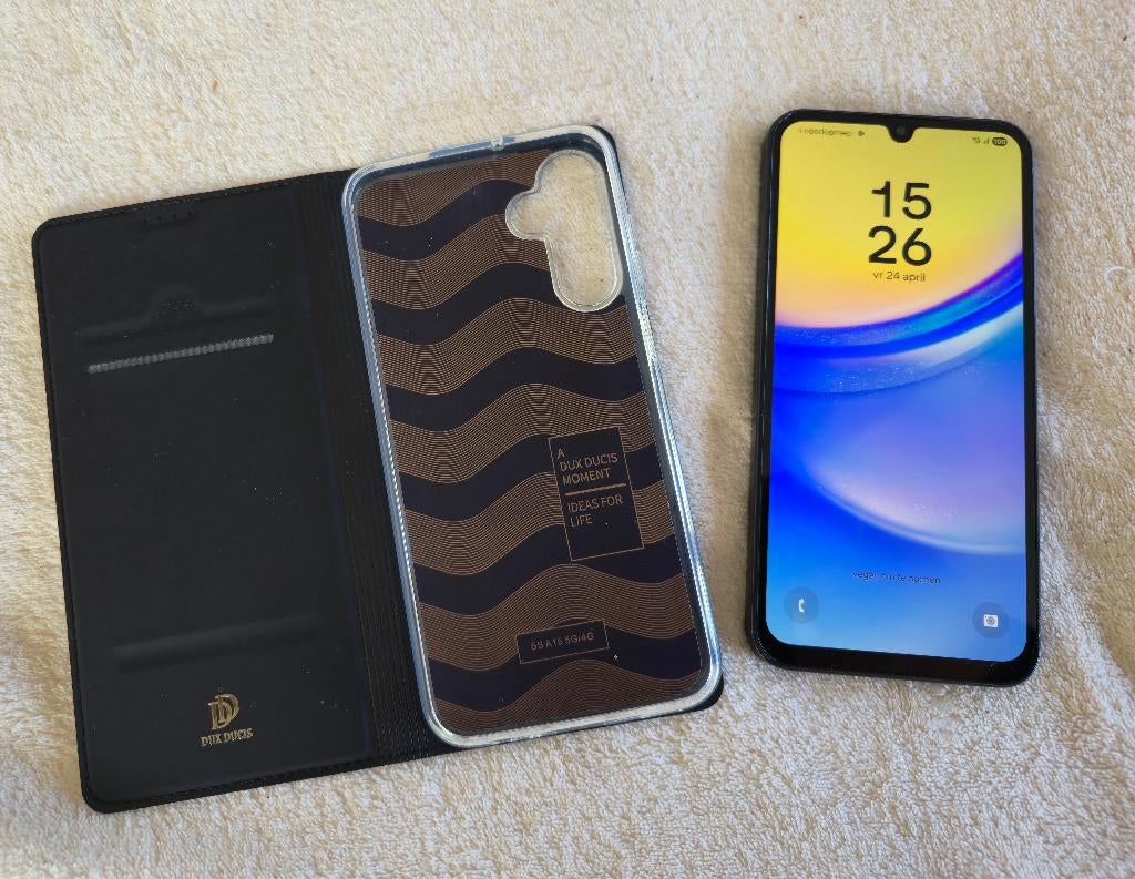 Samsung Galaxy A15 5G (SM-A156B/DSN) met bookcasehoesje, Gebruikt, Blauw, Touchscreen, Ophalen of Verzenden