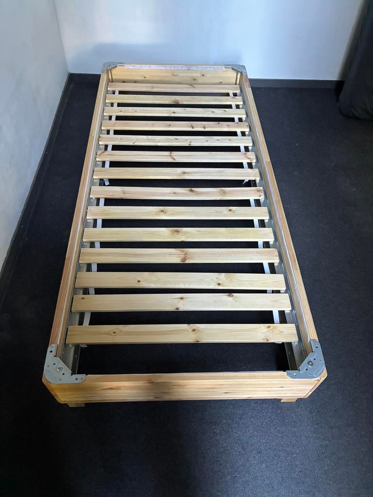 IKEA bed + ESPEVÄR lattenbodem + VALEVÅG matras 90x200, Ophalen, Gebruikt, 90 cm, Eenpersoons