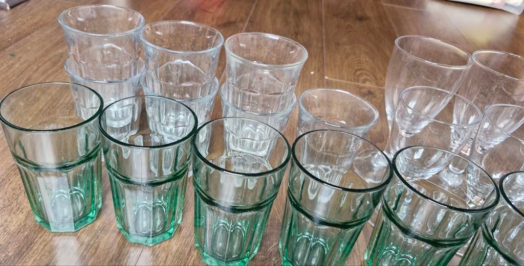 Glazen, Verzamelen, Glas en Borrelglaasjes, Ophalen, Zo goed als nieuw, Overige typen