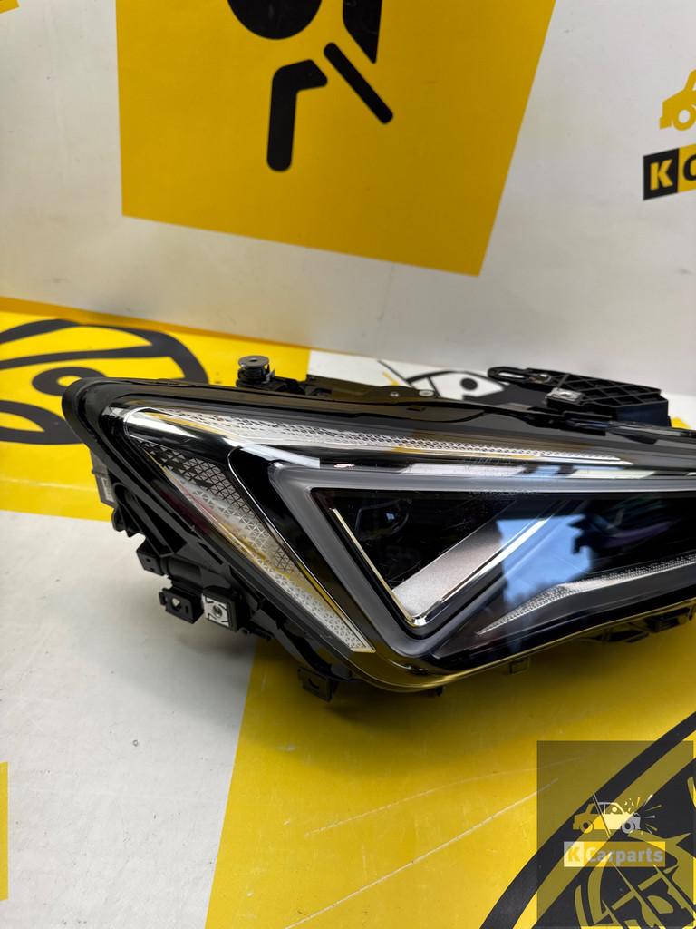 , Seat Leon IV 4 CUPRA Koplamp rechts 5FB941036B LAMP, Auto-onderdelen, Verlichting, Gebruikt, Autovia A-2, Km 585 585
08760  Martorell, ES