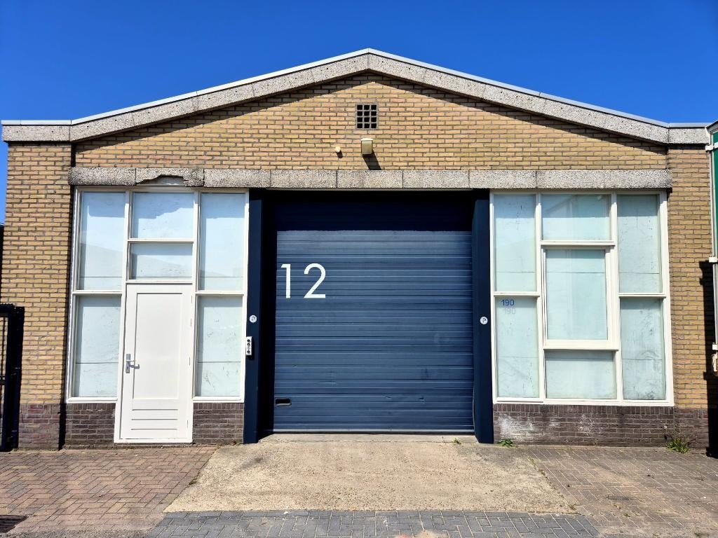 Bedrijfshal 300 m2, 300 m², Huur, Bedrijfsruimte